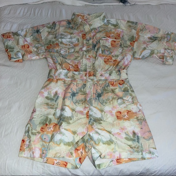 Romper - Picture 1 of 4